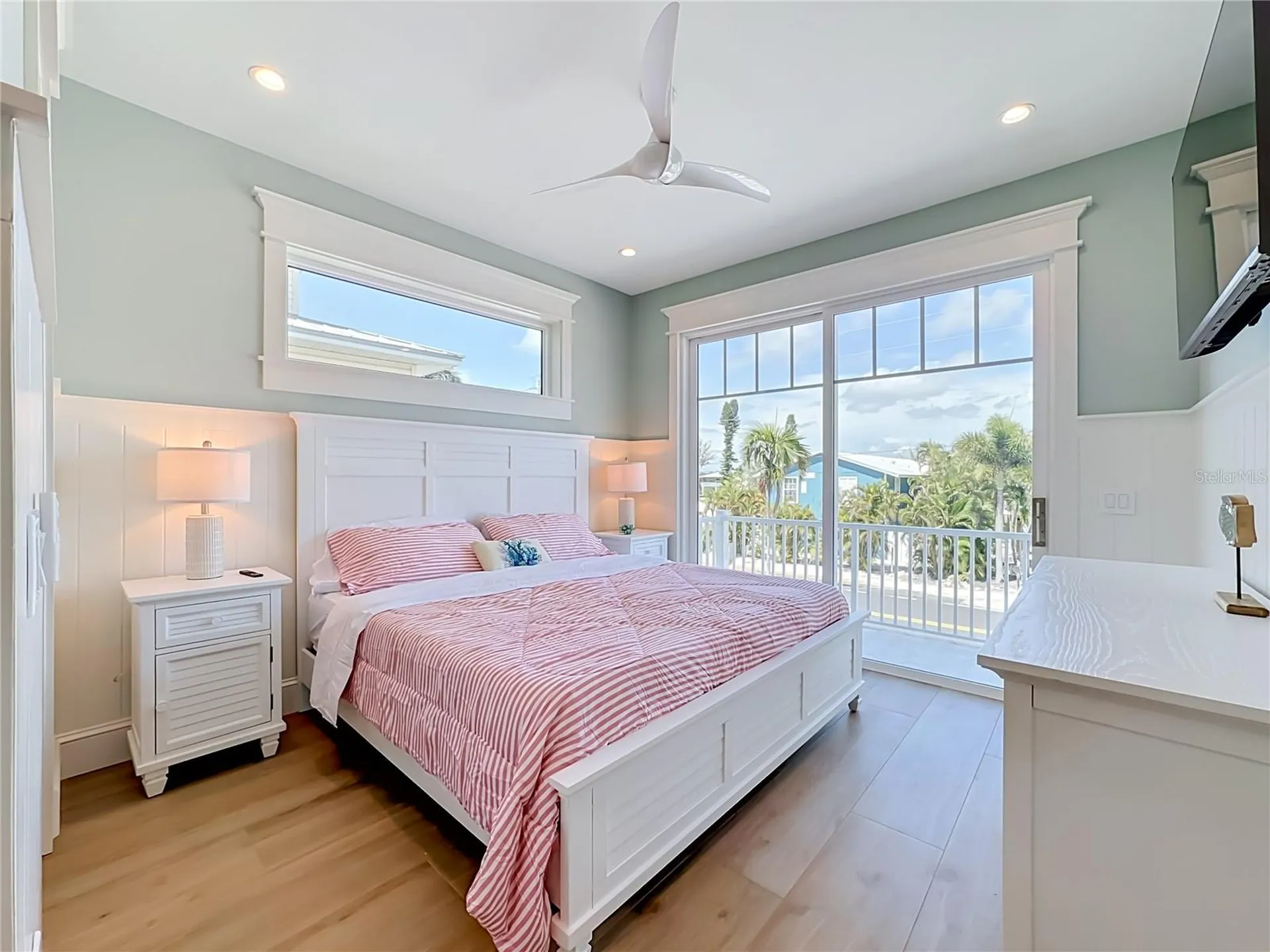 2918 Gulf Drive Bradenton Beach FL 34217