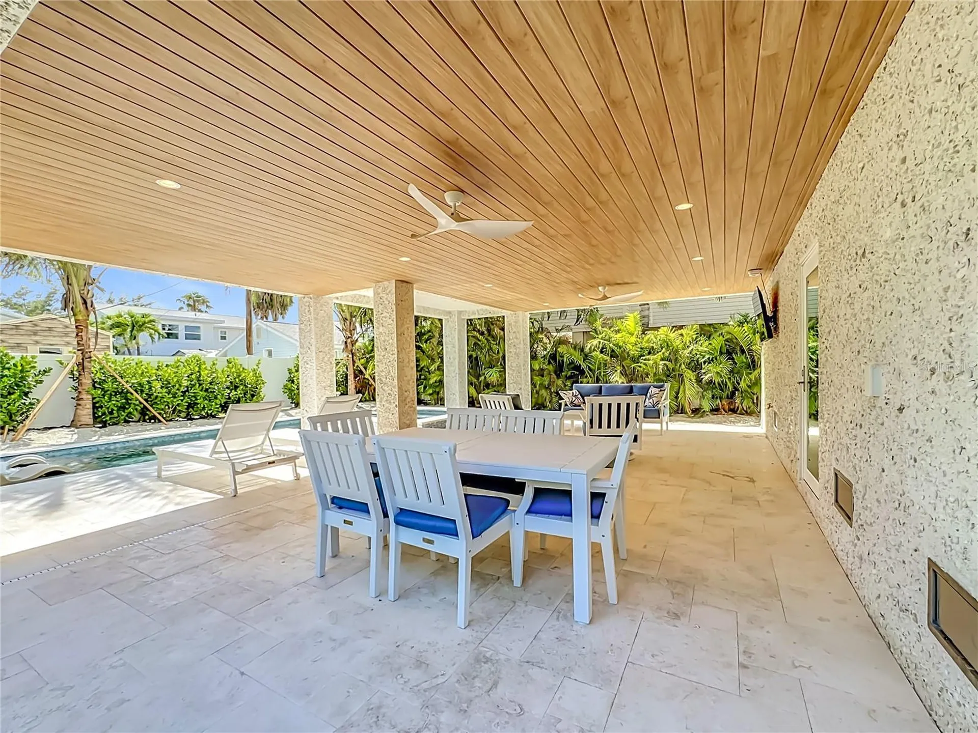 2918 Gulf Drive Bradenton Beach FL 34217