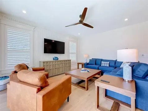 2918 Gulf Drive Bradenton Beach FL 34217