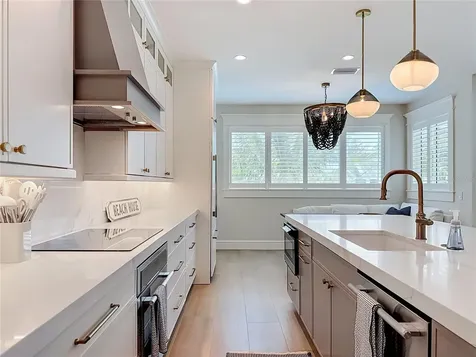 2918 Gulf Drive Bradenton Beach FL 34217