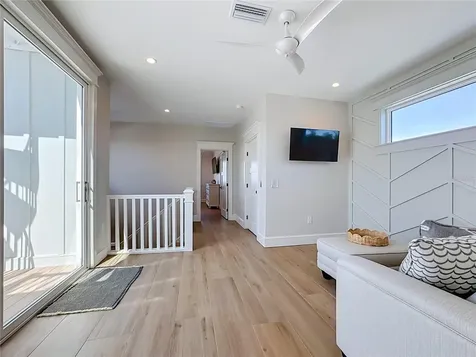 2918 Gulf Drive Bradenton Beach FL 34217