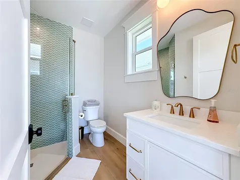2918 Gulf Drive Bradenton Beach FL 34217