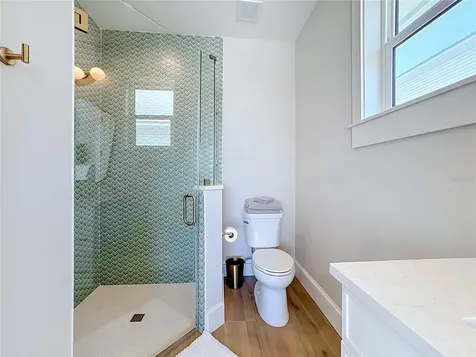 2918 Gulf Drive Bradenton Beach FL 34217