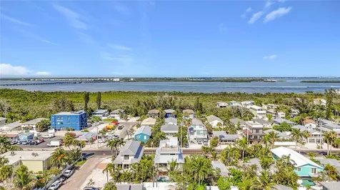 2918 Gulf Drive Bradenton Beach FL 34217