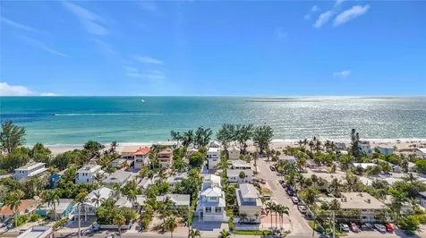 2918 Gulf Drive Bradenton Beach FL 34217