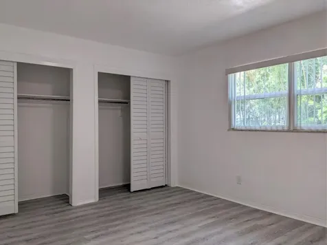 1260 70th Street N St Petersburg FL 33710