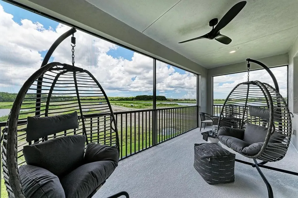 10016 Rembrandt Way Bradenton FL 34212