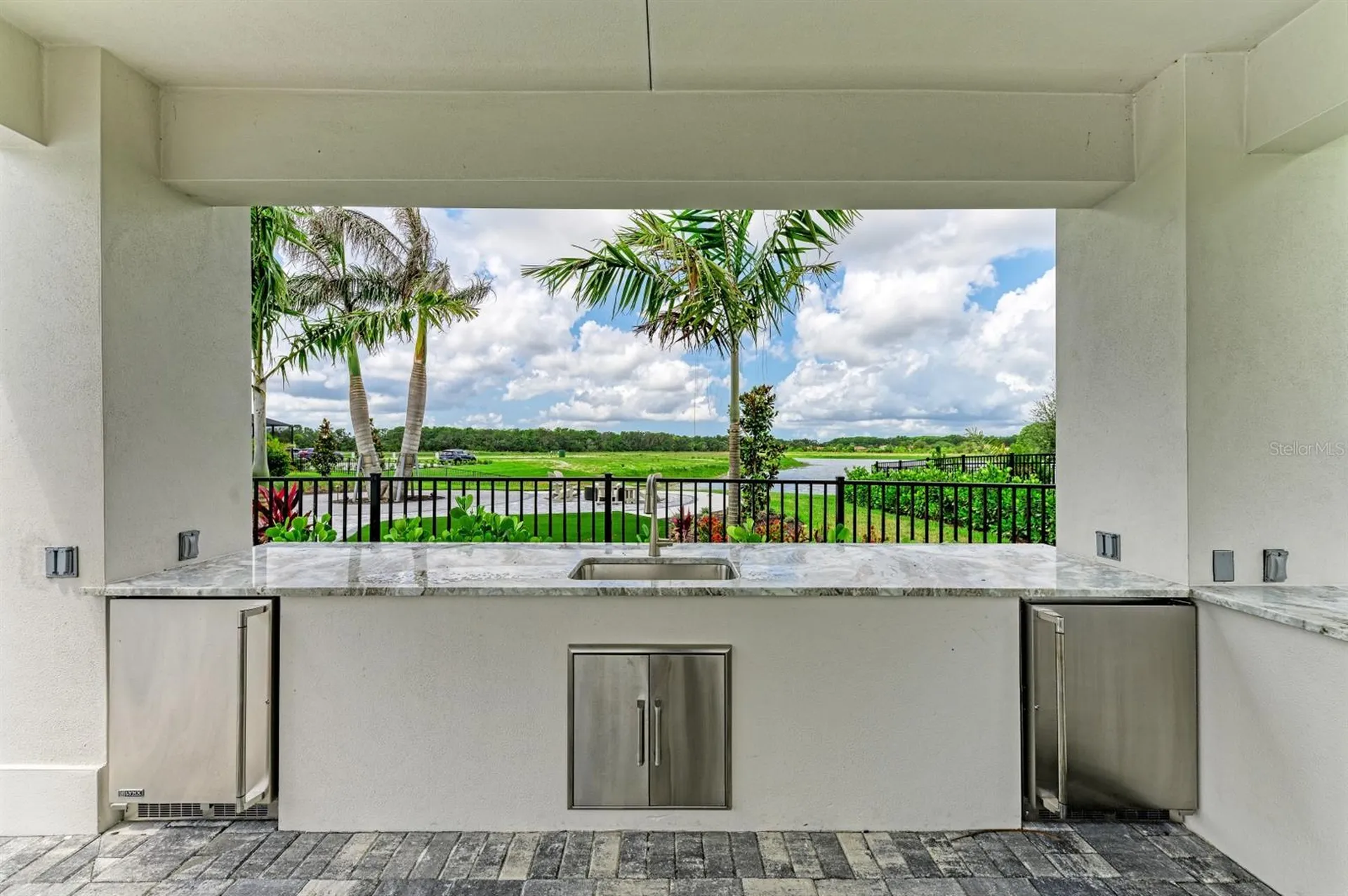 10016 Rembrandt Way Bradenton FL 34212
