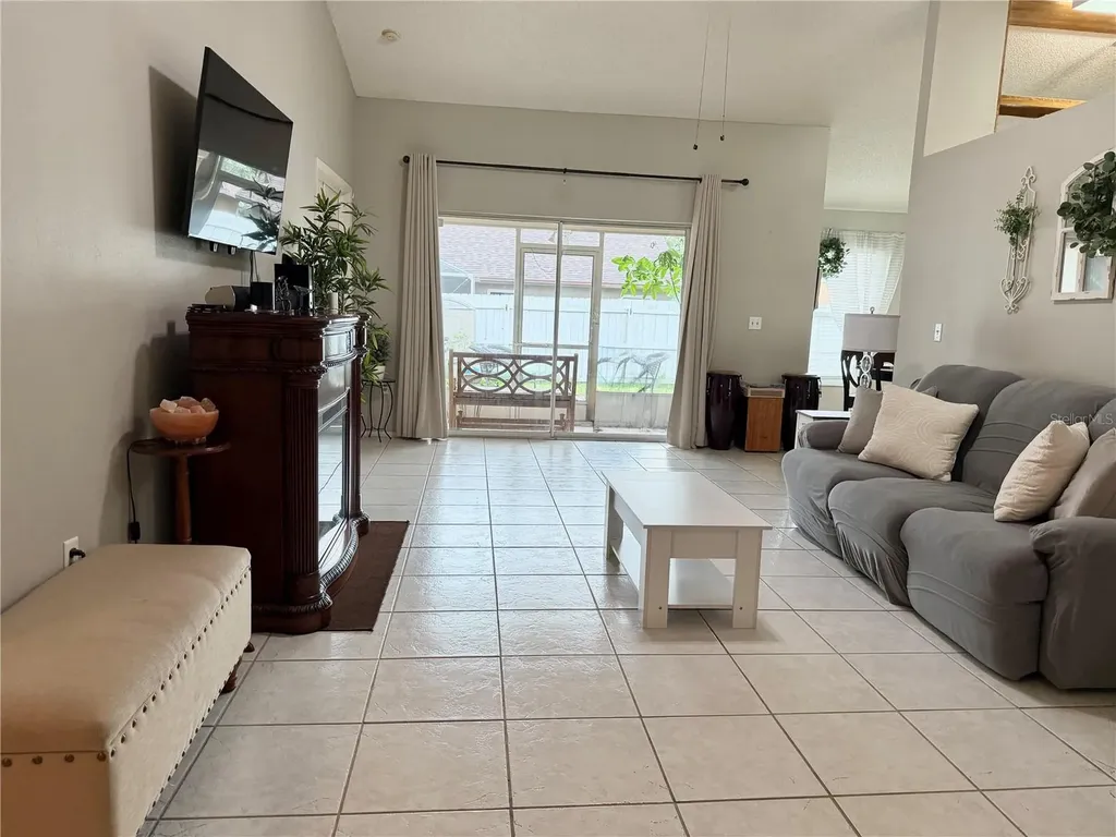 908 45th Street E Bradenton FL 34208