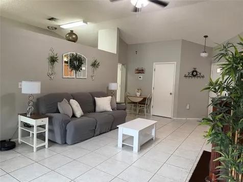 908 45th Street E Bradenton FL 34208