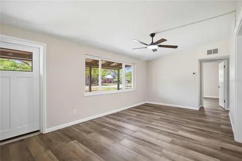5807 16th Street W Bradenton FL 34207