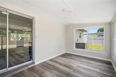 5807 16th Street W Bradenton FL 34207