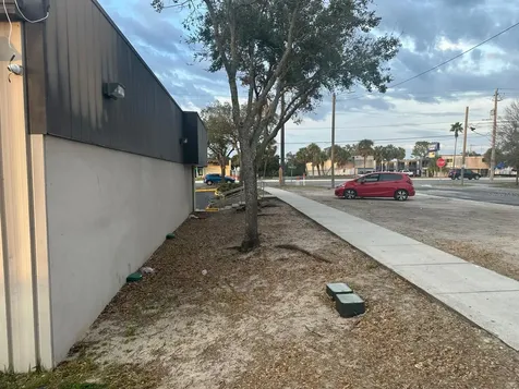 1727 E Busch Boulevard E Tampa FL 33612