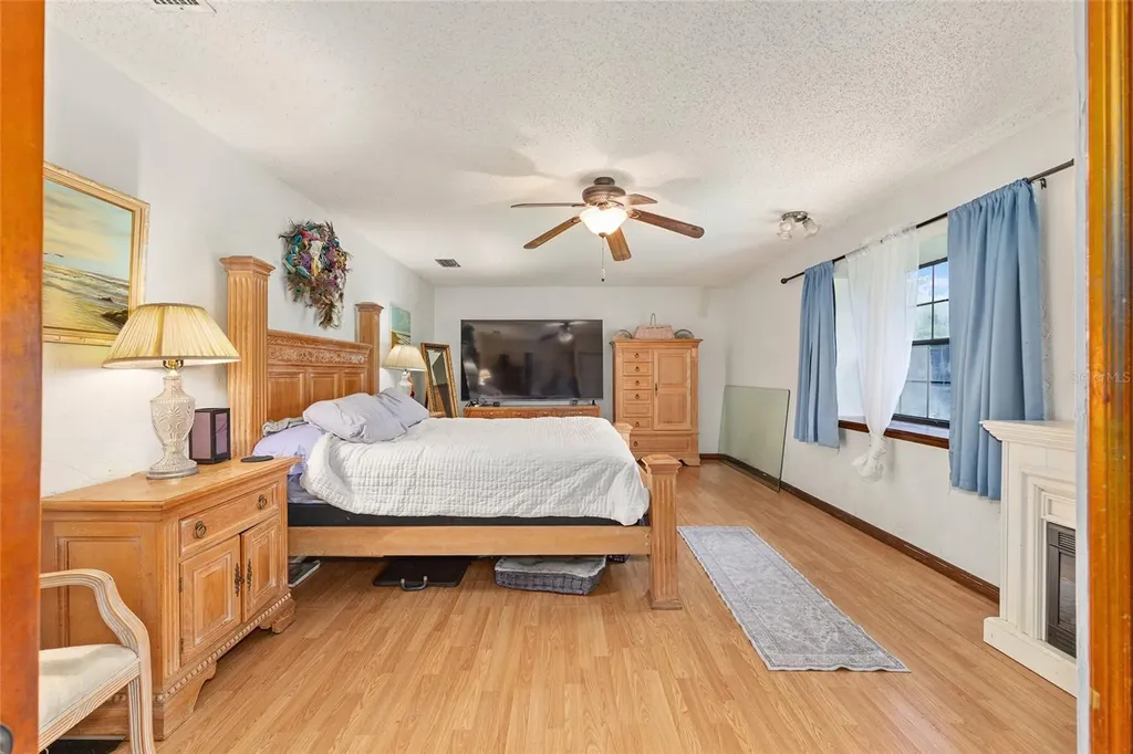 16353 NW 130 Street Williston FL 32696