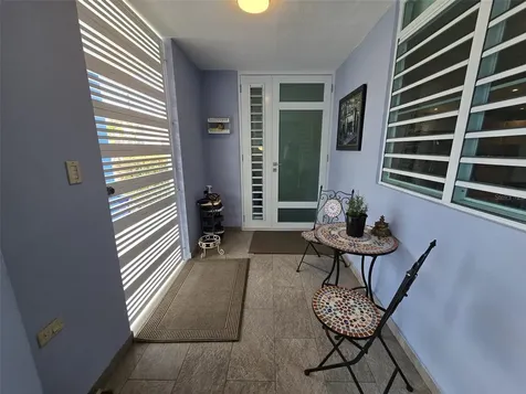 2 A Guaynabo PR 00969