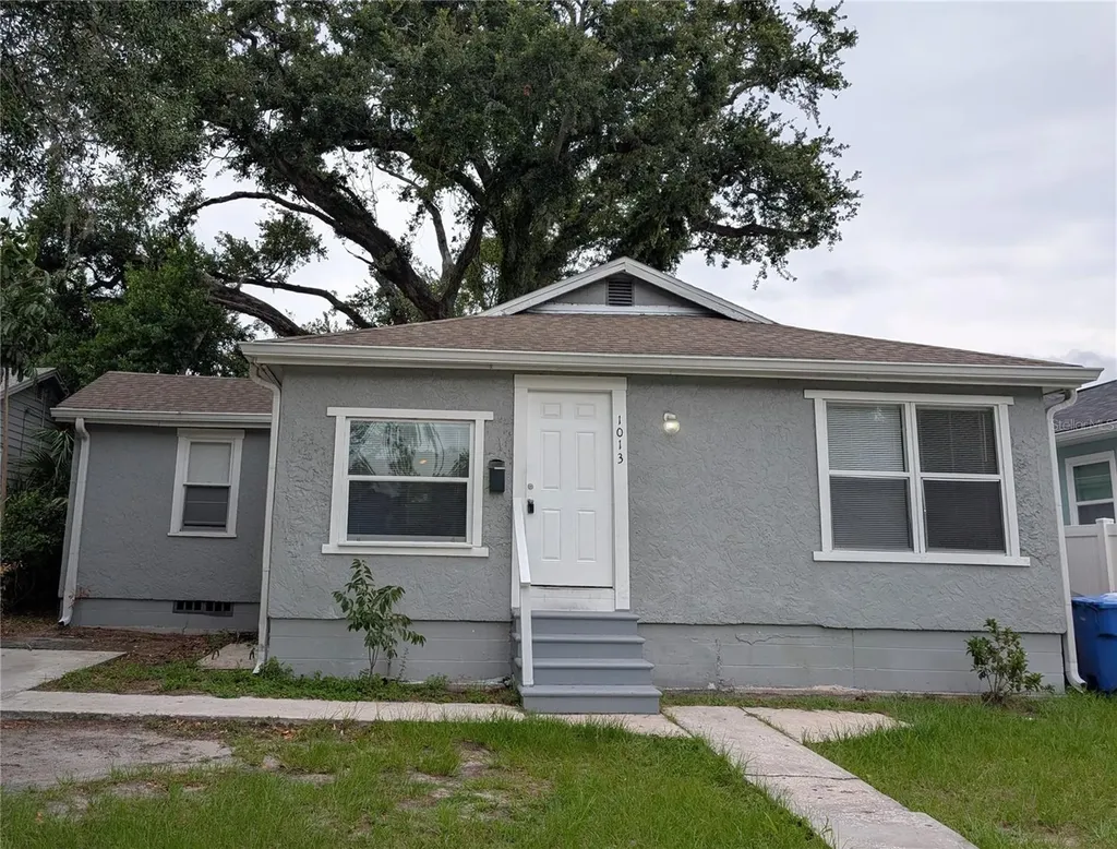 1013 20th Avenue S St Petersburg FL 33705