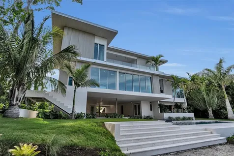 500 Harbor Cove Circle Longboat Key FL 34228