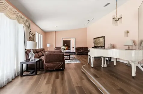 593 Dunmar Circle Winter Springs FL 32708
