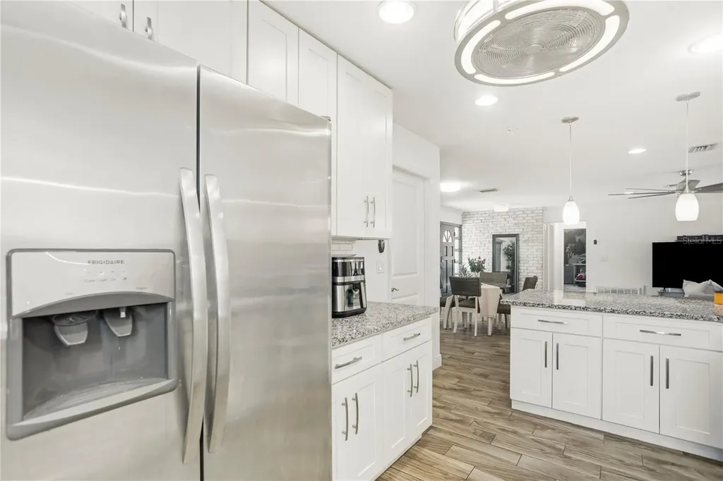 2067 E Barlington Drive Deltona FL 32725
