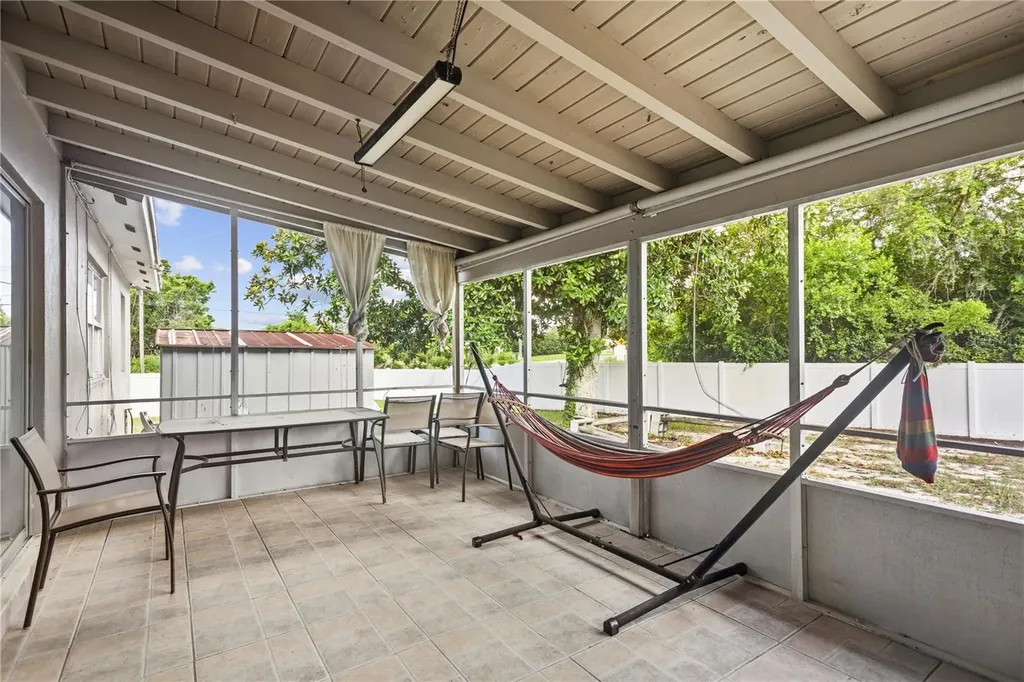 2067 E Barlington Drive Deltona FL 32725