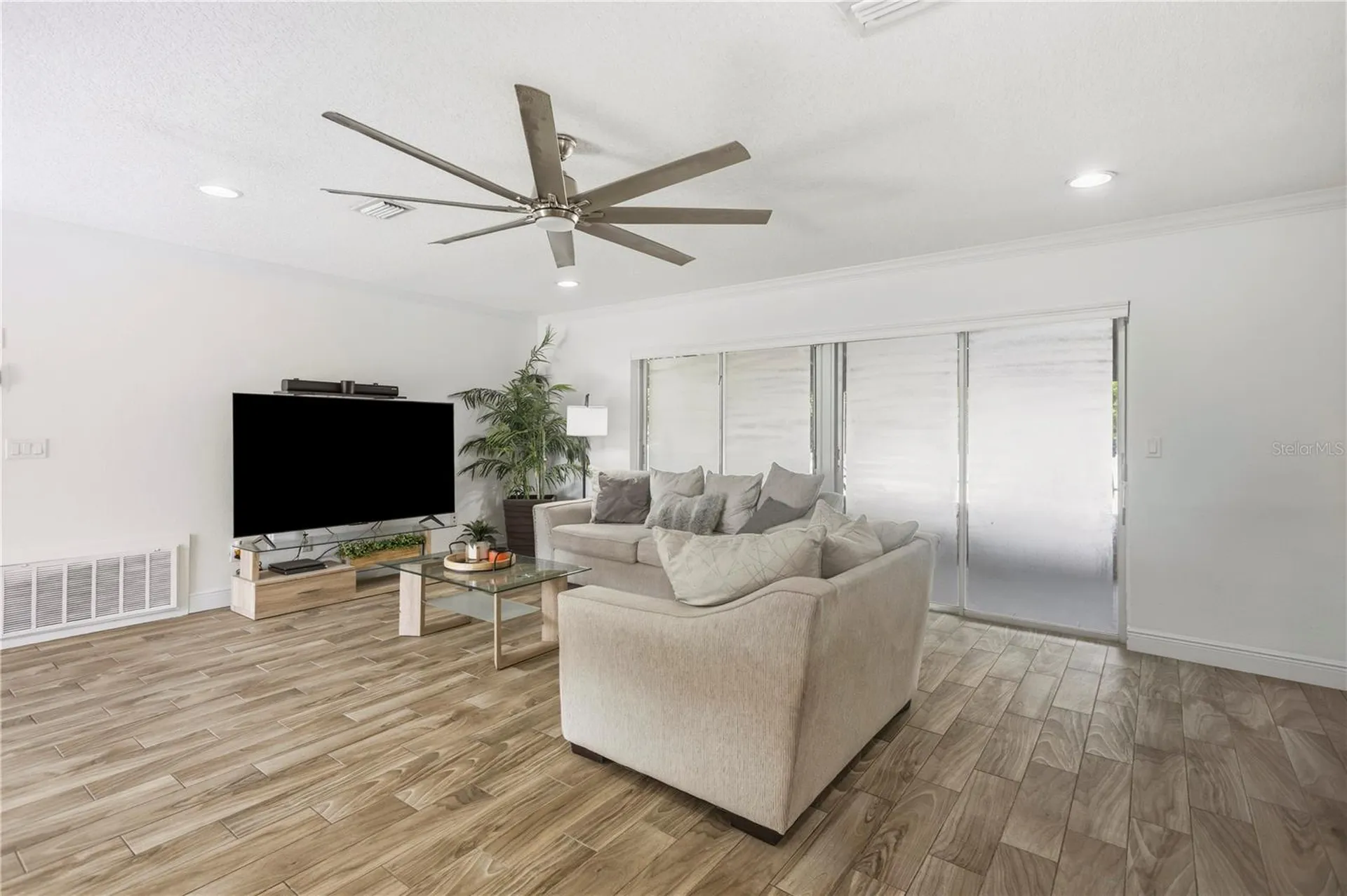 2067 E Barlington Drive Deltona FL 32725