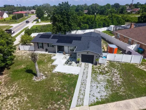 2067 E Barlington Drive Deltona FL 32725