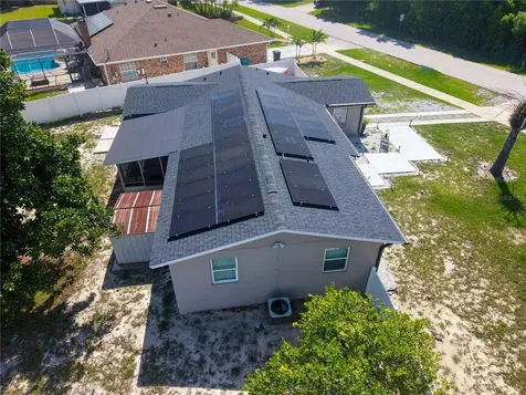 2067 E Barlington Drive Deltona FL 32725