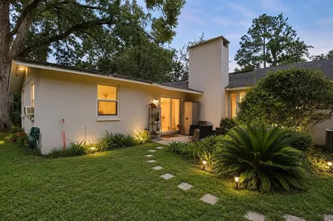 1014 NE 11th Avenue Gainesville FL 32601