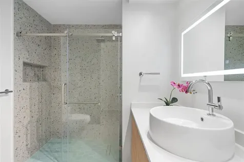 2 Condado Princess Washington San Juan PR 00911