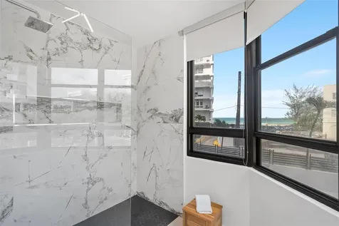 2 Condado Princess Washington San Juan PR 00911