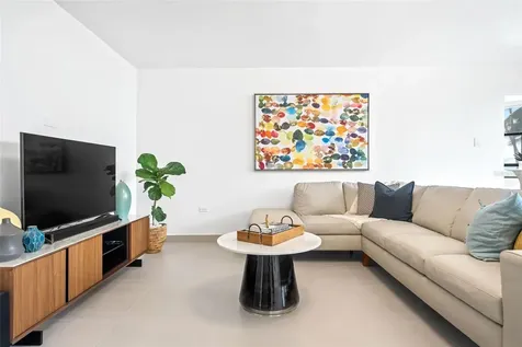 2 Condado Princess Washington San Juan PR 00911