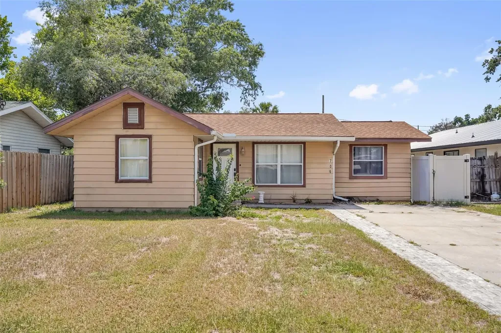 706 Jersey Avenue St Cloud FL 34769