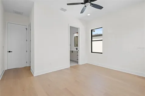 3202 A W La Salle Street Tampa FL 33607