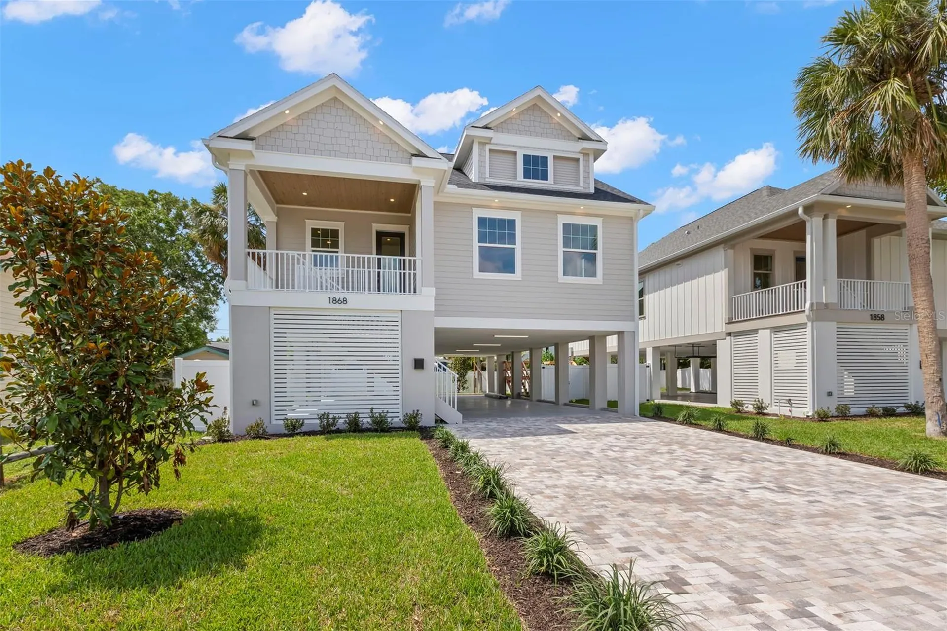 1868 Mississippi Avenue NE St Petersburg FL 33703