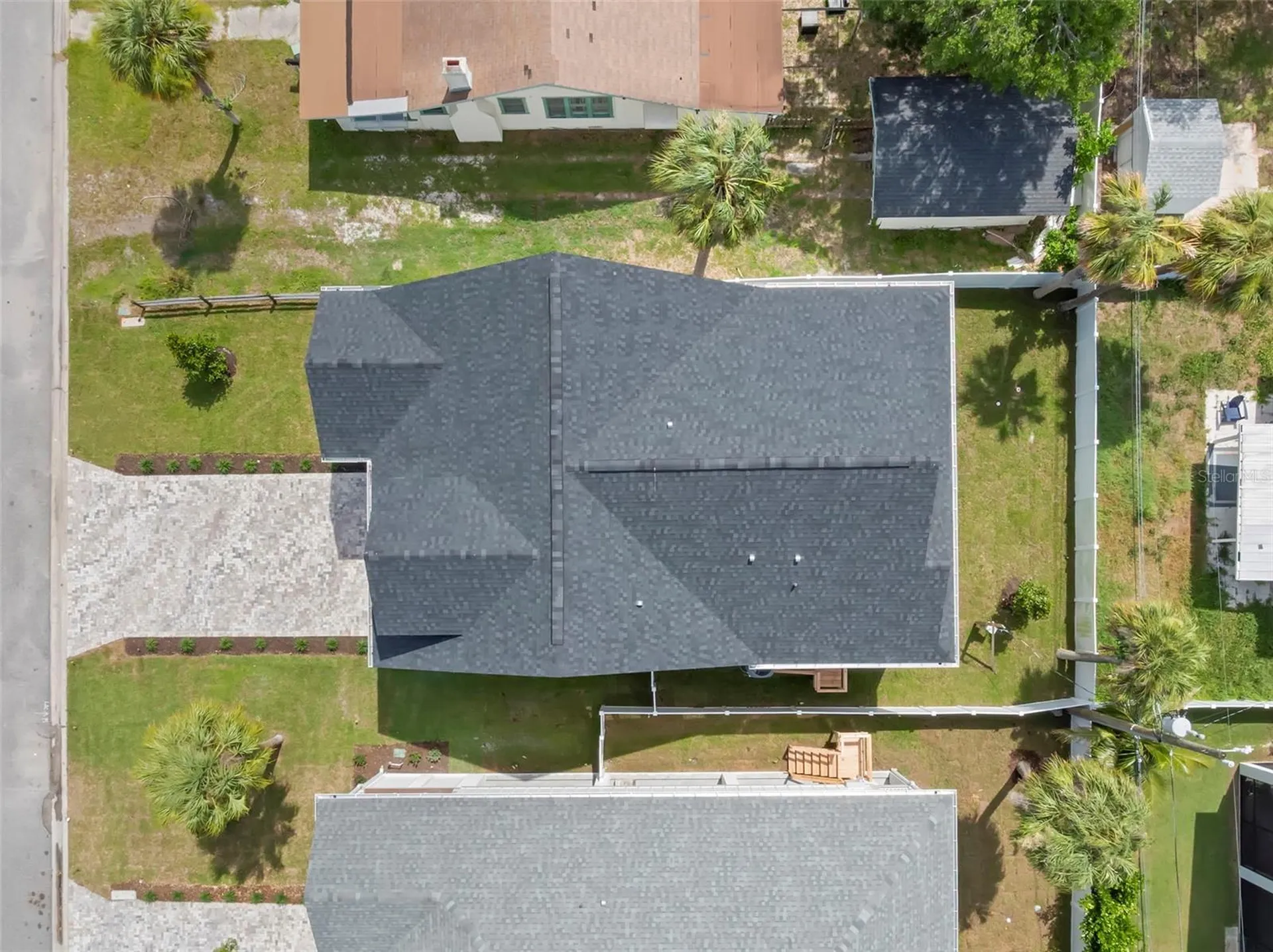 1868 Mississippi Avenue NE St Petersburg FL 33703