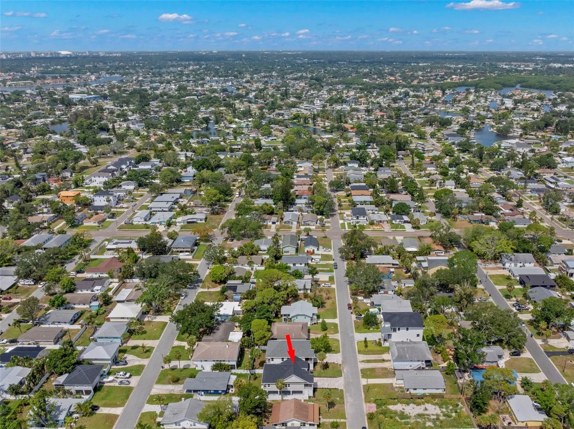 1868 Mississippi Avenue NE St Petersburg FL 33703