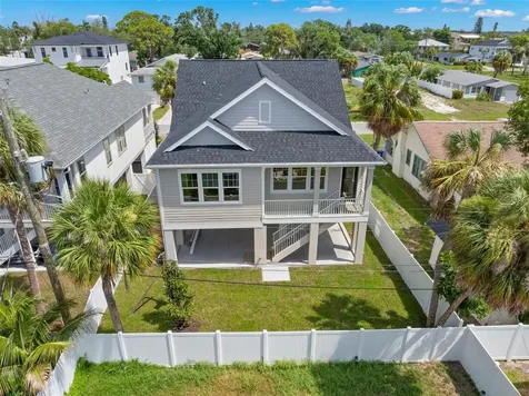 1868 Mississippi Avenue NE St Petersburg FL 33703