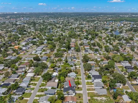 1868 Mississippi Avenue NE St Petersburg FL 33703