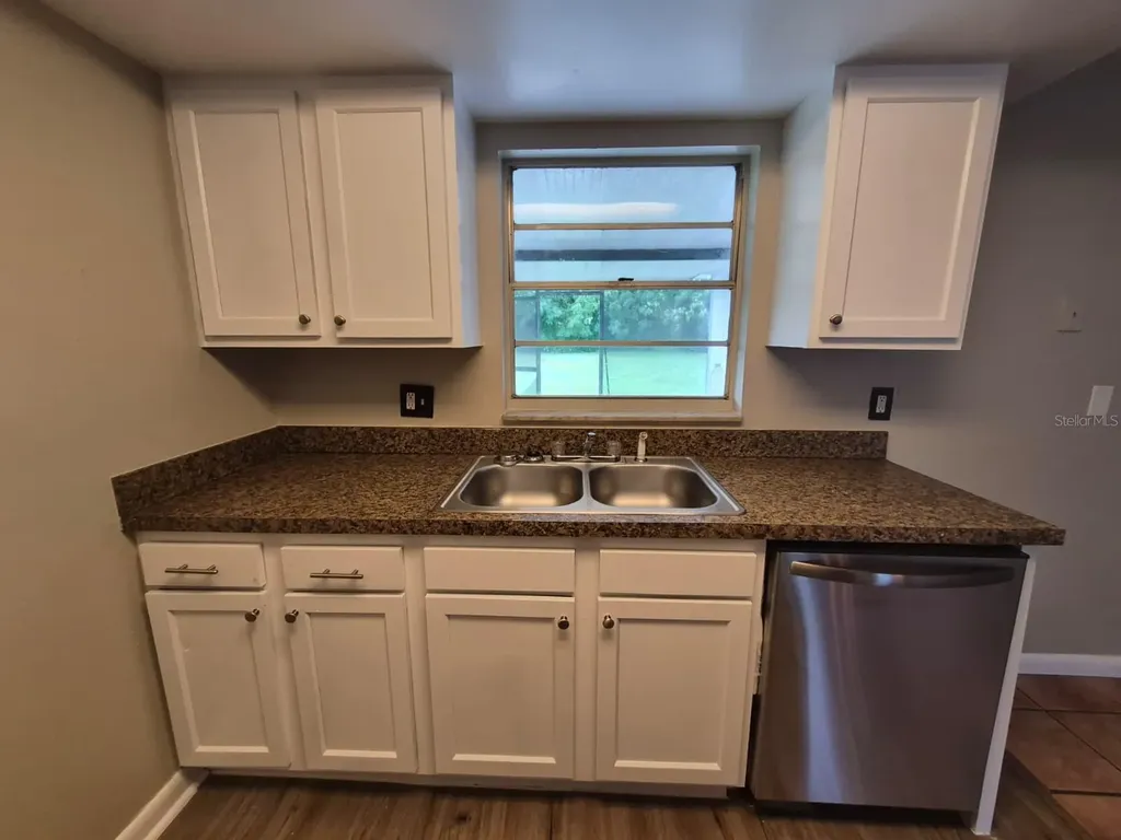 1726 Elise Marie Drive Seffner FL 33584