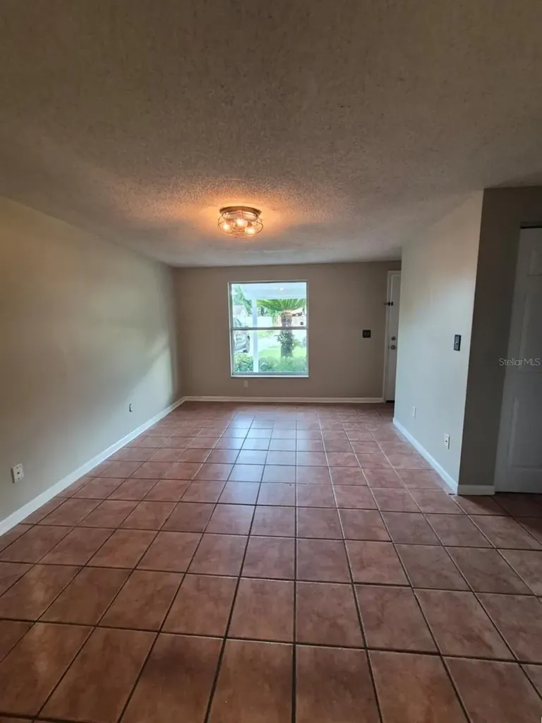 1726 Elise Marie Drive Seffner FL 33584