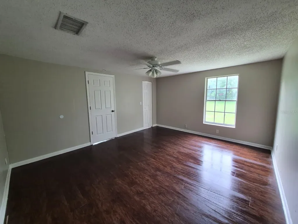 1726 Elise Marie Drive Seffner FL 33584