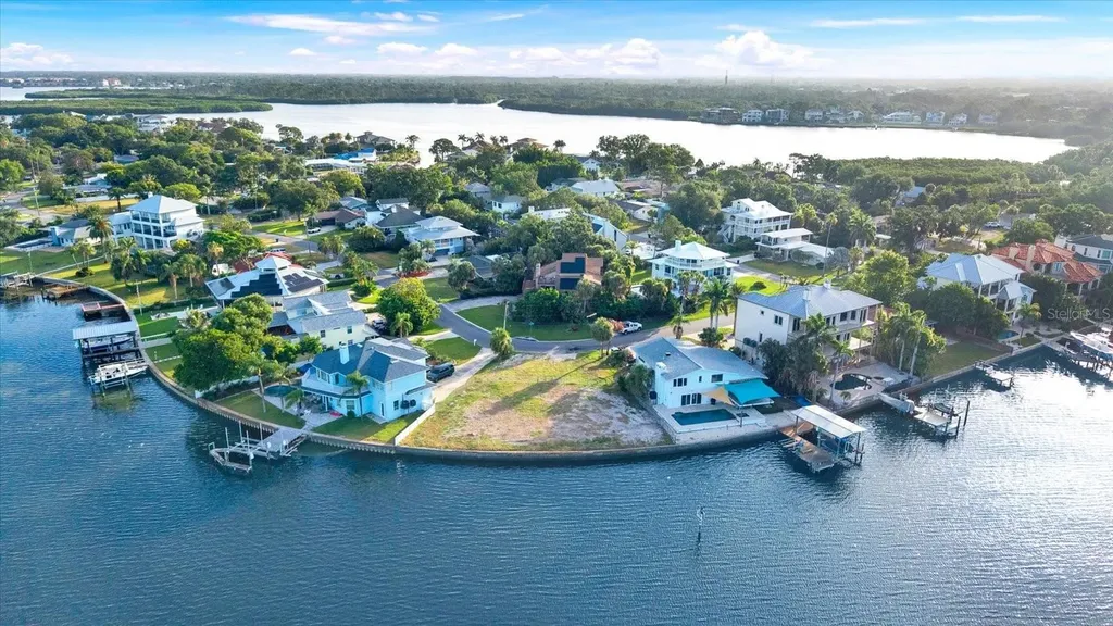 121 Augusta Avenue Palm Harbor FL 34683