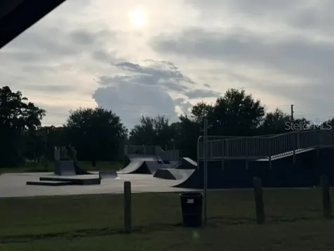 Cr 604 Bushnell FL 33513