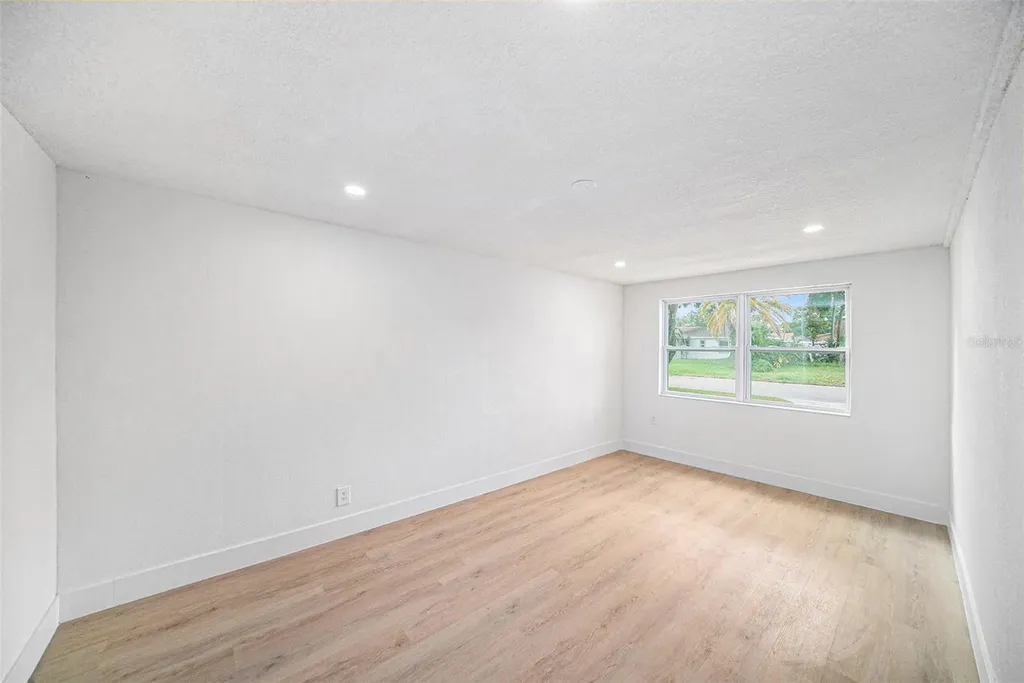 3812 W Rogers Avenue Tampa FL 33611