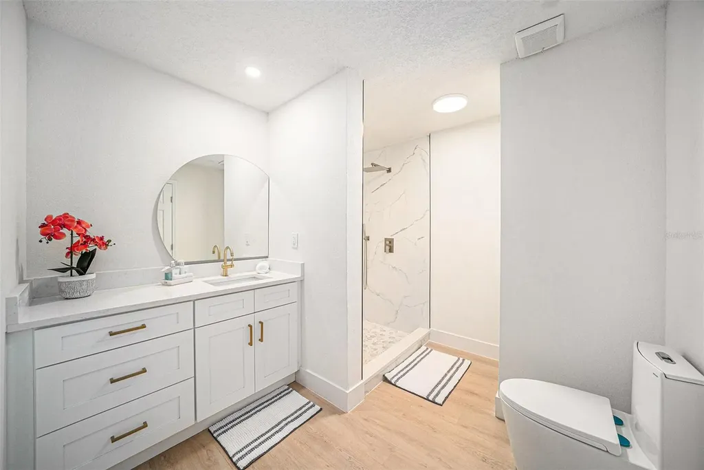 3812 W Rogers Avenue Tampa FL 33611