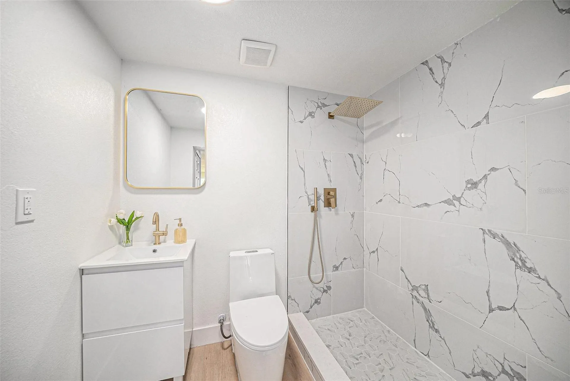3812 W Rogers Avenue Tampa FL 33611
