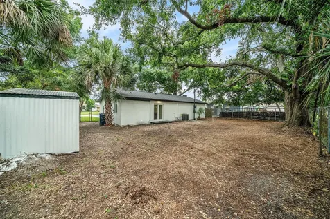 3812 W Rogers Avenue Tampa FL 33611