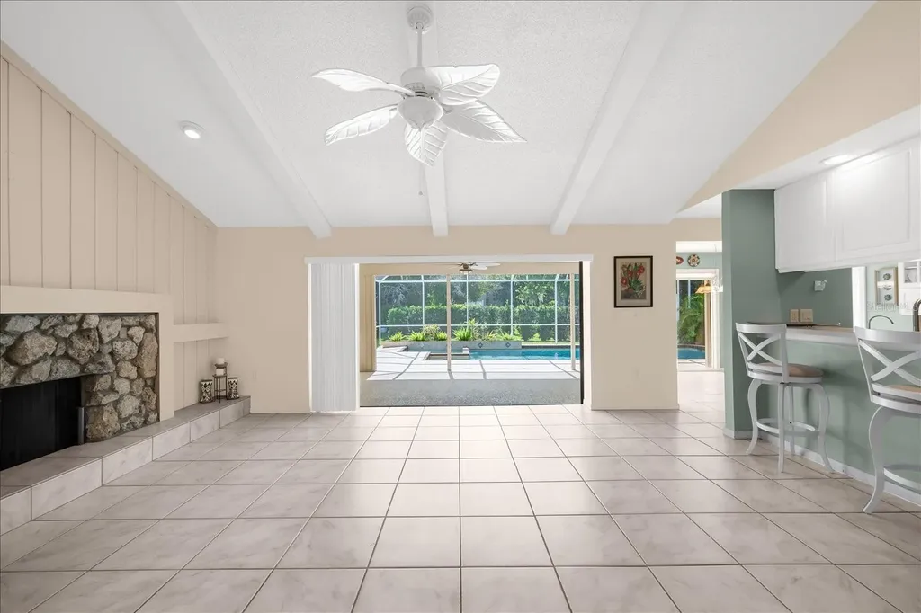 4010 Country View Drive Sarasota FL 34233