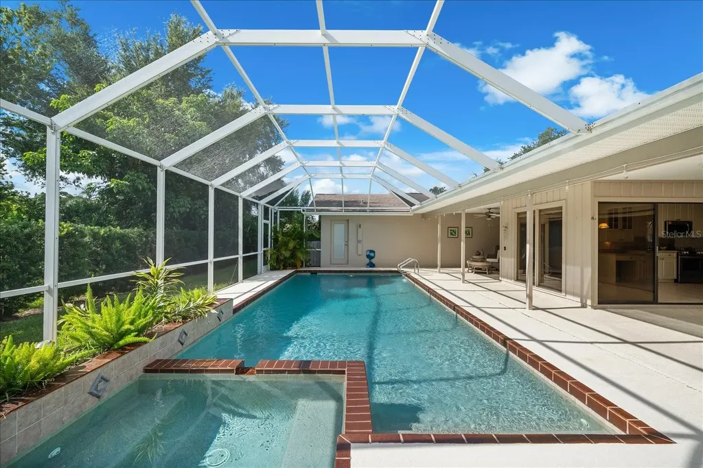 4010 Country View Drive Sarasota FL 34233