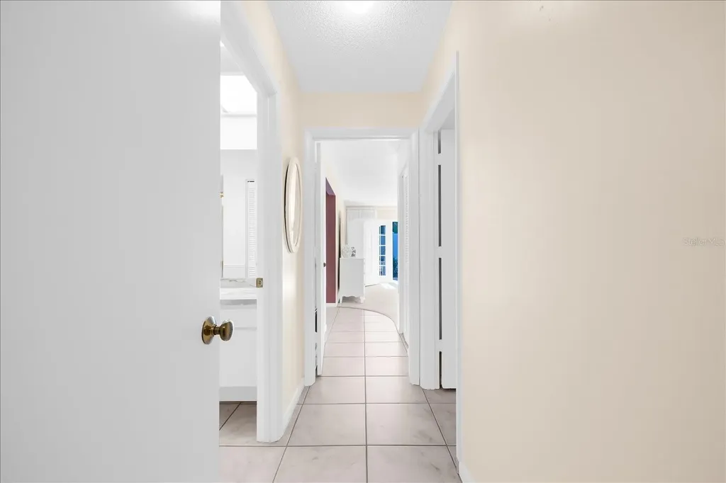 4010 Country View Drive Sarasota FL 34233